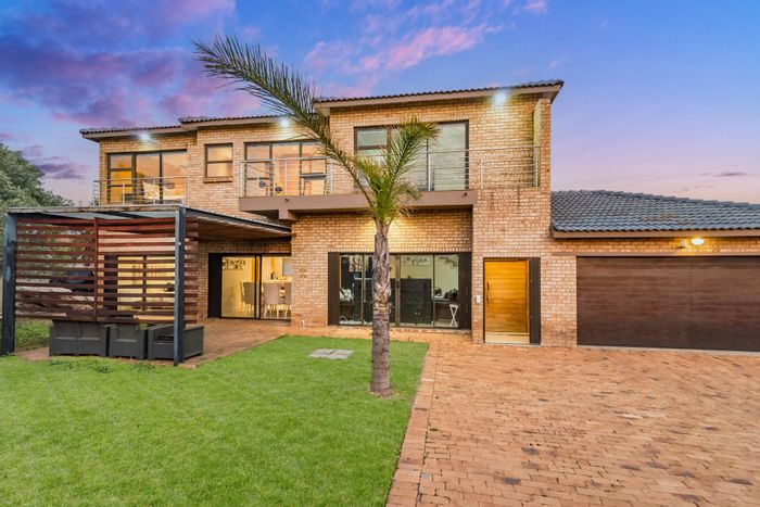For Sale: Spacious 4-bed house in Noordheuwel with outdoor entertaining area.