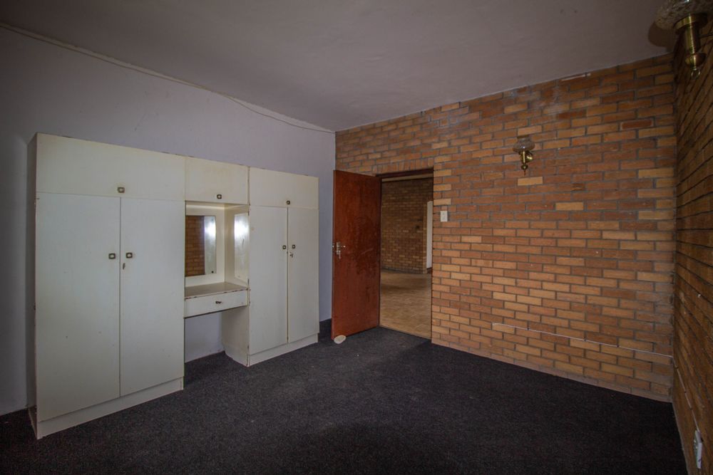 Ground floor Bedroom 2