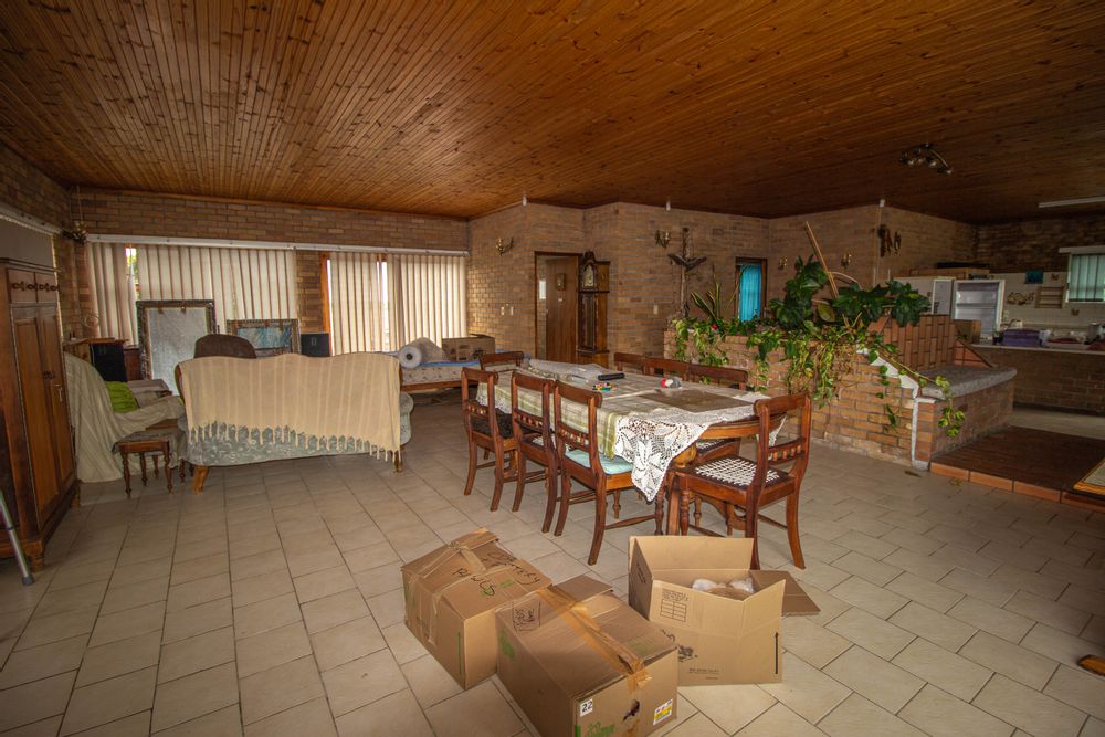 Lounge/dining 1st floor