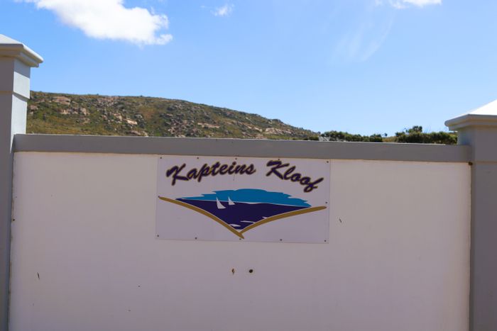 Vacant land for sale in St Helena Views, ocean views, fully serviced, no time limit.