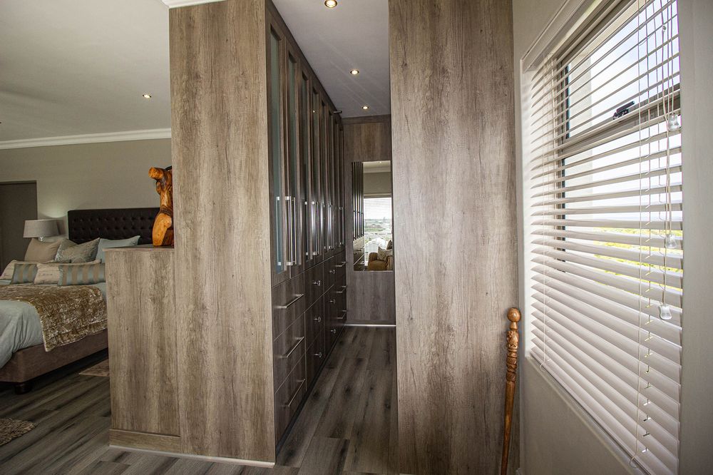 Walk in wardrobe Master Bedroom