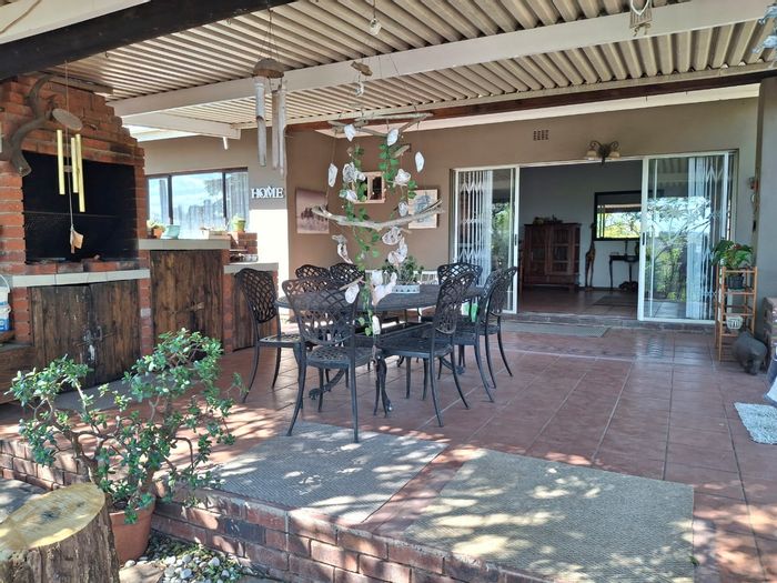 4-Bedroom House For Sale in Athlone Park with Entertainment Area and Garden.