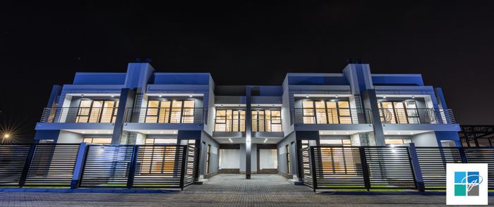 Suidheuwel Townhouse To Rent: 2 beds, private patio, security estate, pet-friendly.