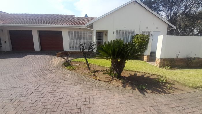 For Sale: 3-Bedroom Duet in Sharon Park with private garden and secure parking.