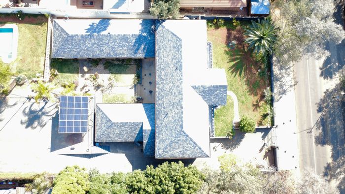 For Sale: Guest House in Pretoria North with ensuite rooms, solar power, and conference space.