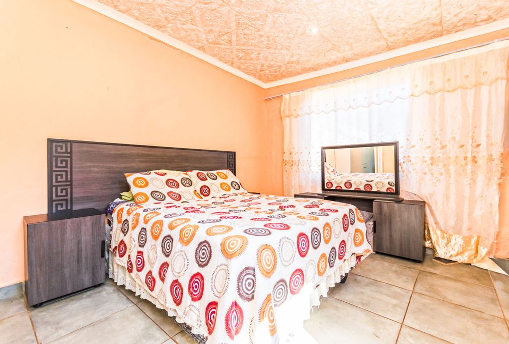 1st Outside room with bathroom