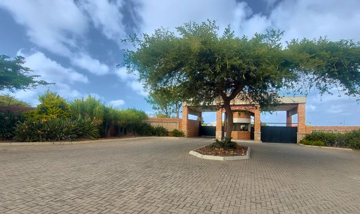 Vacant Land Residential in Bendor For Sale: 1324 m² with approved plans available.