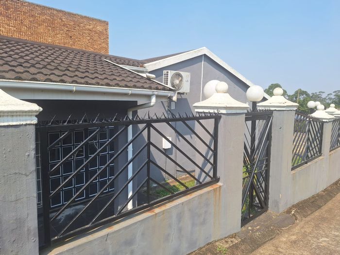 Bombay Heights House For Sale: 3 Bedrooms, large yard, secure parking for 6.