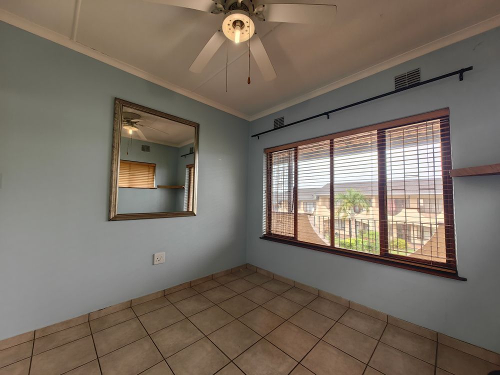 2nd bedroom - upstairs