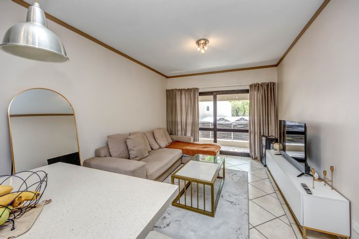 Pineslopes Apartment For Sale: 1 Bed, Pool, Clubhouse, 24/7 Security Access.