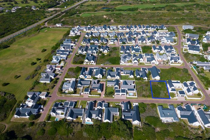 Vacant Land Residential for Sale at St Francis Links - Level plot, building plans available.