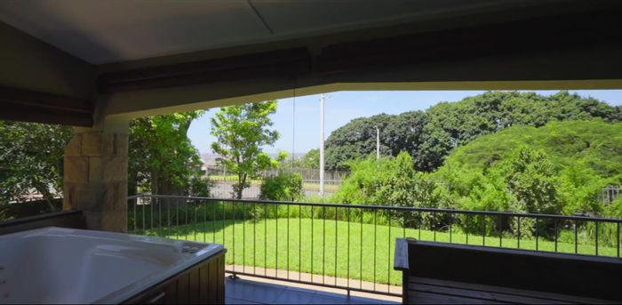 Umbilo House For Sale: 3 Bedrooms, Granny Cottage, Pool, and Ample Parking.