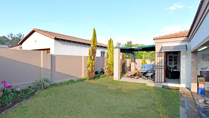 Kyalami House For Sale: 2 beds, garden, double garage, secure estate.