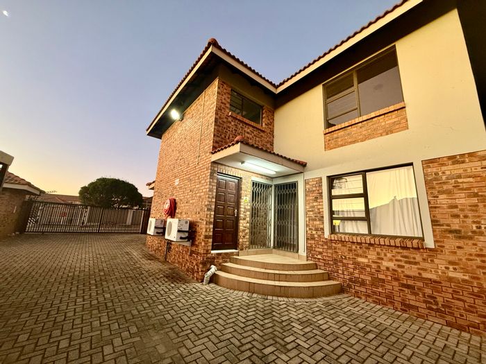 2-Bedroom Apartment To Rent in Noordrand with open-plan living and secure parking.