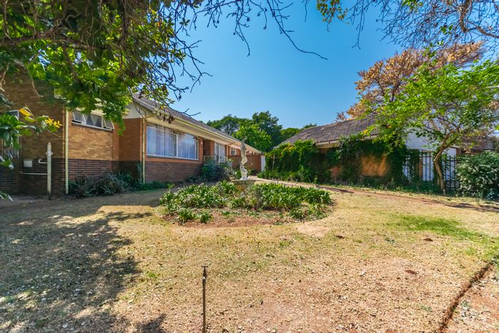 Versatile 3-Bedroom House with Flatlet For Sale in Lyttelton Manor, No Load Shedding.