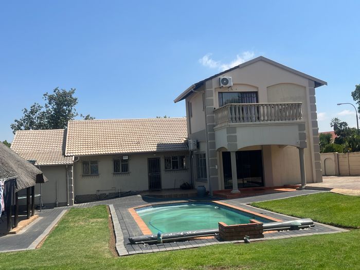 For Sale: Spacious 4-bedroom house in Brackendowns with pool and double garage.