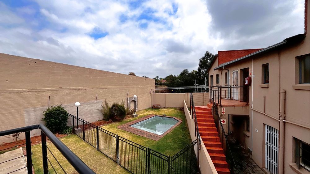 Complex communal braai & pool