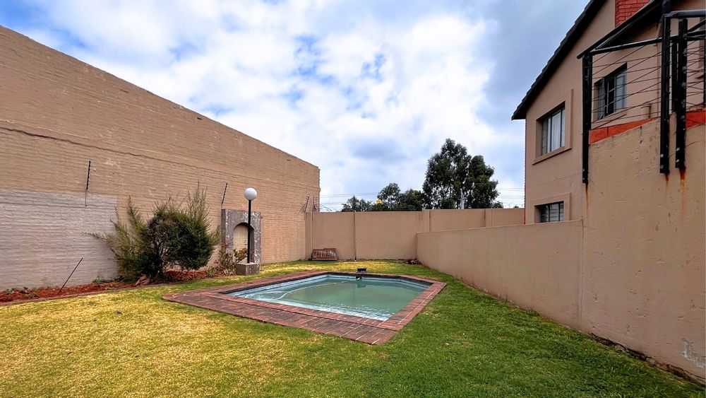 Complex communal braai & pool