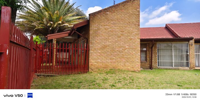 For Sale: Kriel Central House with 3 Bedrooms, Business Potential, and Garage.