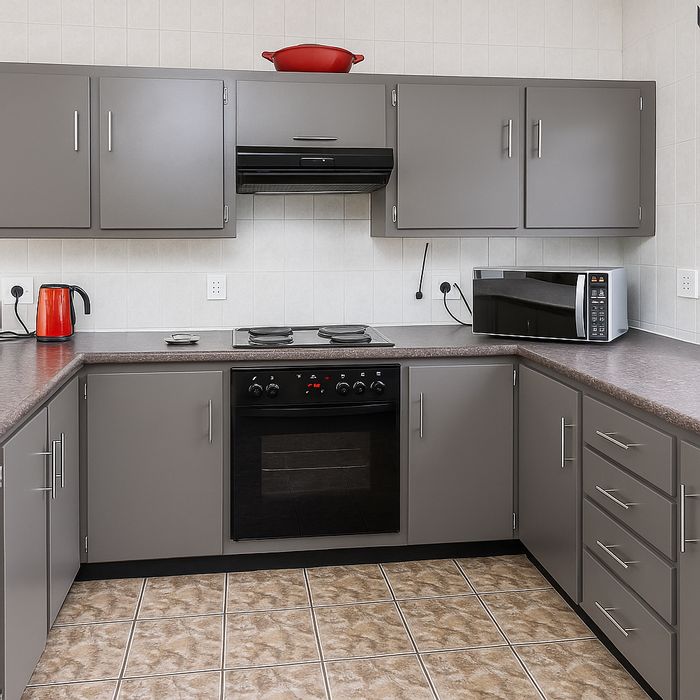 3-Bedroom Townhouse For Sale in Duncanville with garden, pet-friendly, and parking.