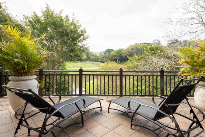 5-Bedroom House For Sale in Selborne Golf Estate with pool and golf access.