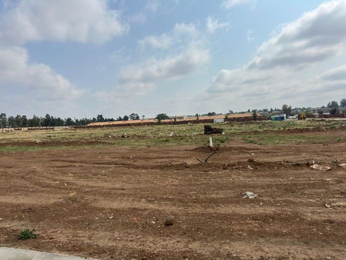 Vacant Land Residential in Helderwyk For Sale – 594 m², no transfer duty.