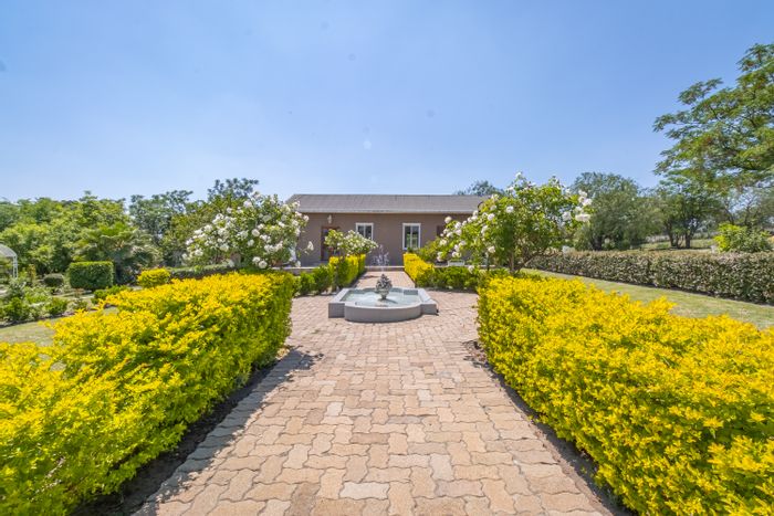 Farmall AH Small Holding For Sale: 5 beds, event venue, income cottages, stables.