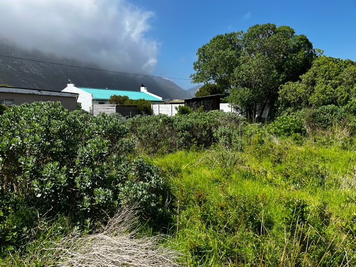 Vacant Land Residential For Sale in Bettys Bay Central: 600sqm near Grootvlei Lake.