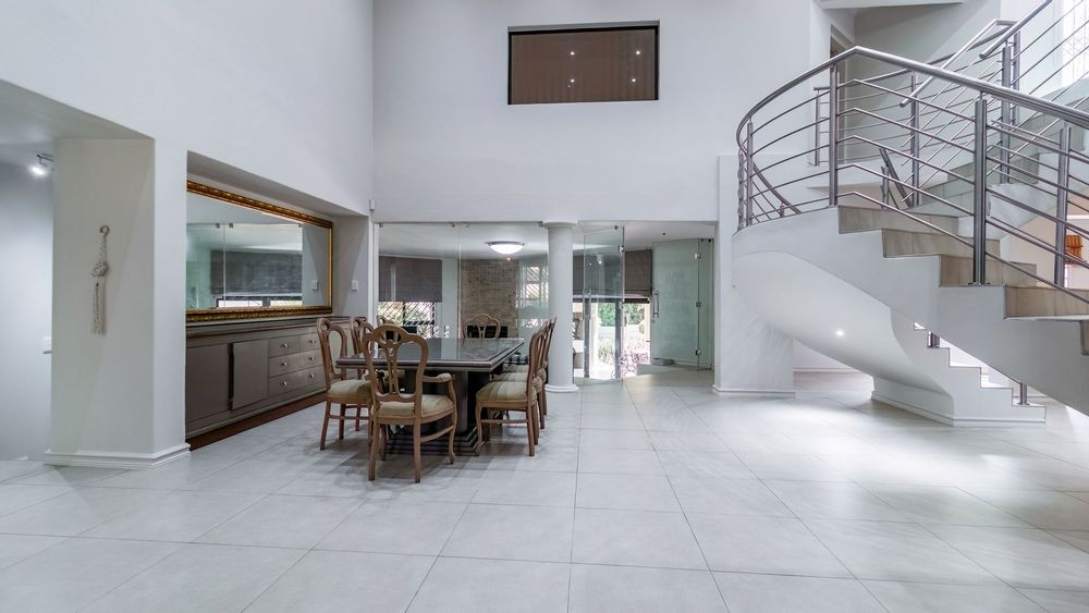 Double volume living