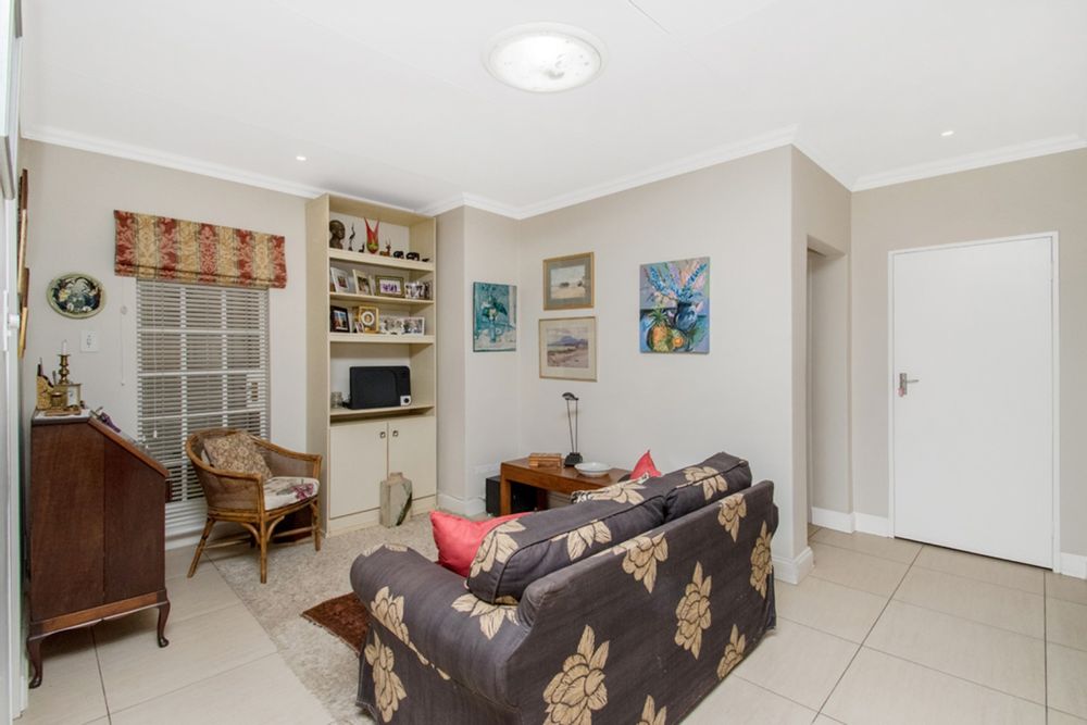 Study Nook or Second living area