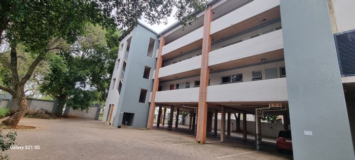 For Sale: Flat in Arcadia, 5 units, fully let, close to university and mall.