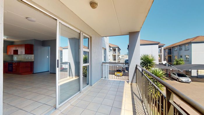 Townhouse in Bardene For Sale: 2 beds, balcony, close to amenities.