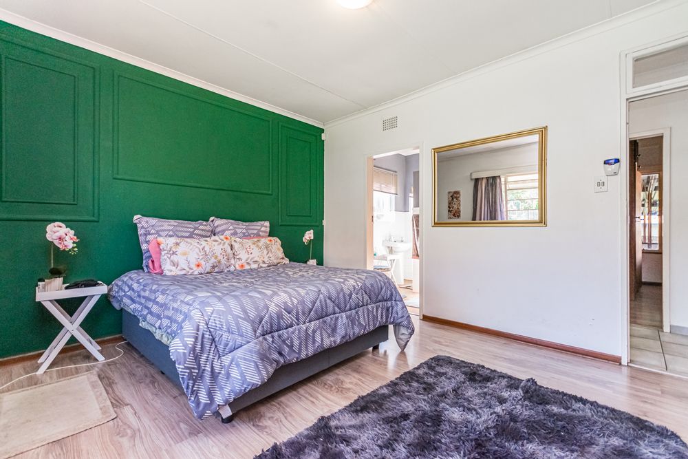 Main Bedroom+ Ensuite