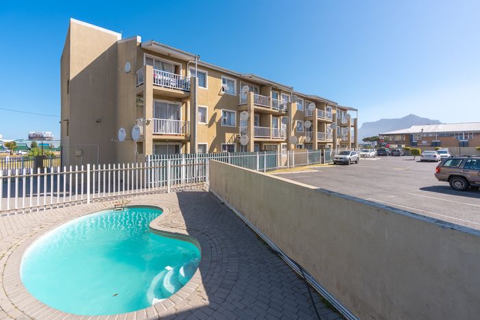 Thornton Apartment For Sale: 2-bed, balcony, parking, near amenities and transport.
