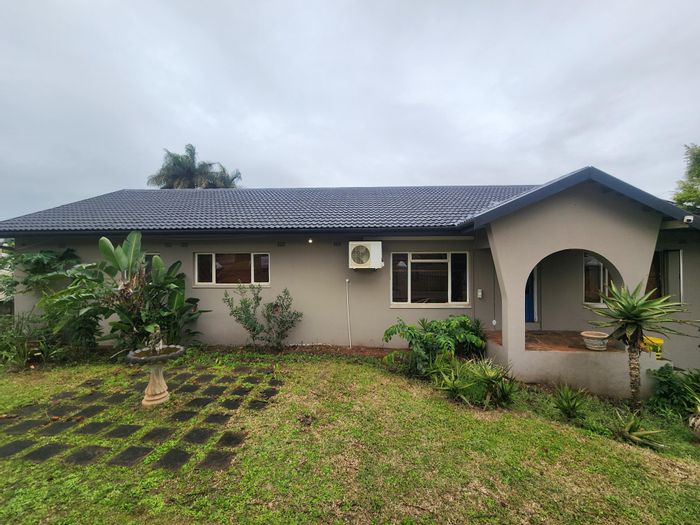 Nyala Park House For Sale: 5 beds, pool, entertainment area, double garage.