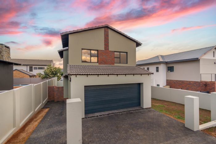 For Sale: House in Homes Haven with 4 beds, eco-friendly features, and secure estate living.