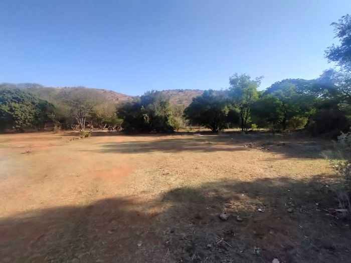 For Sale: 8.5-hectare vacant land in Amandasig, ideal for residential development.