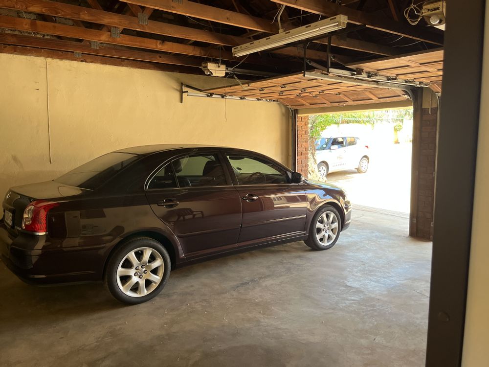 Garage 1,2 Entrance back of kitchen