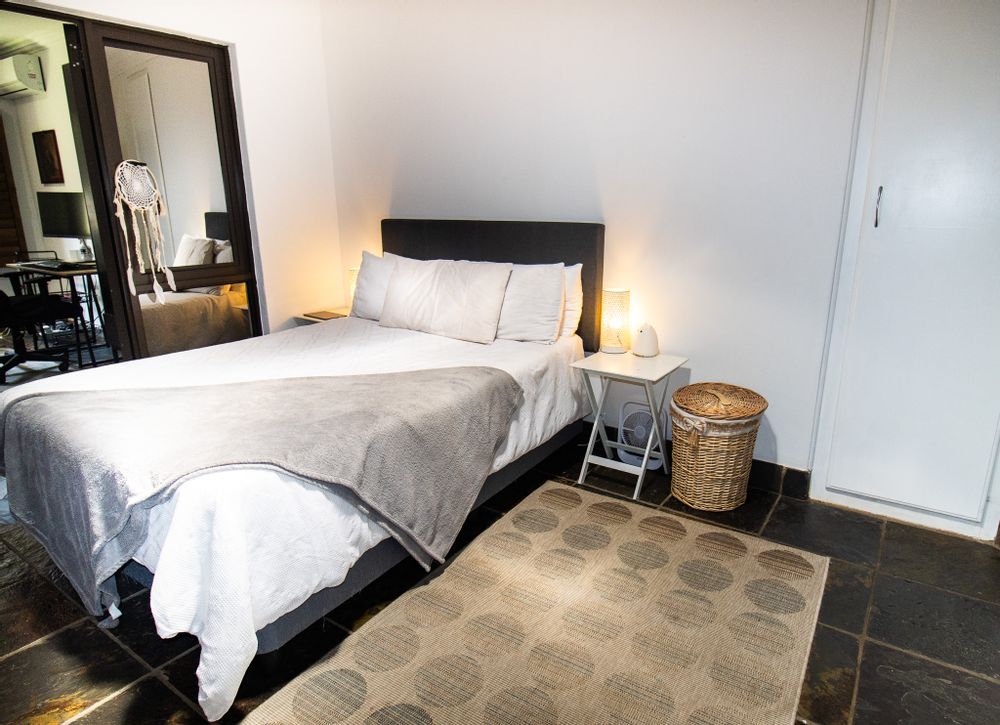 3rd bedroom to study