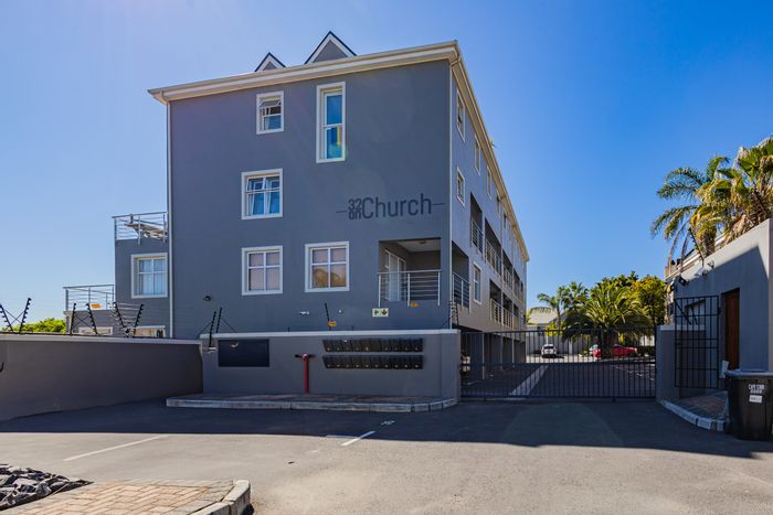 For Sale: Duplex Apartment in Durbanville Central with 2 Bedrooms, Parking, and Balcony.