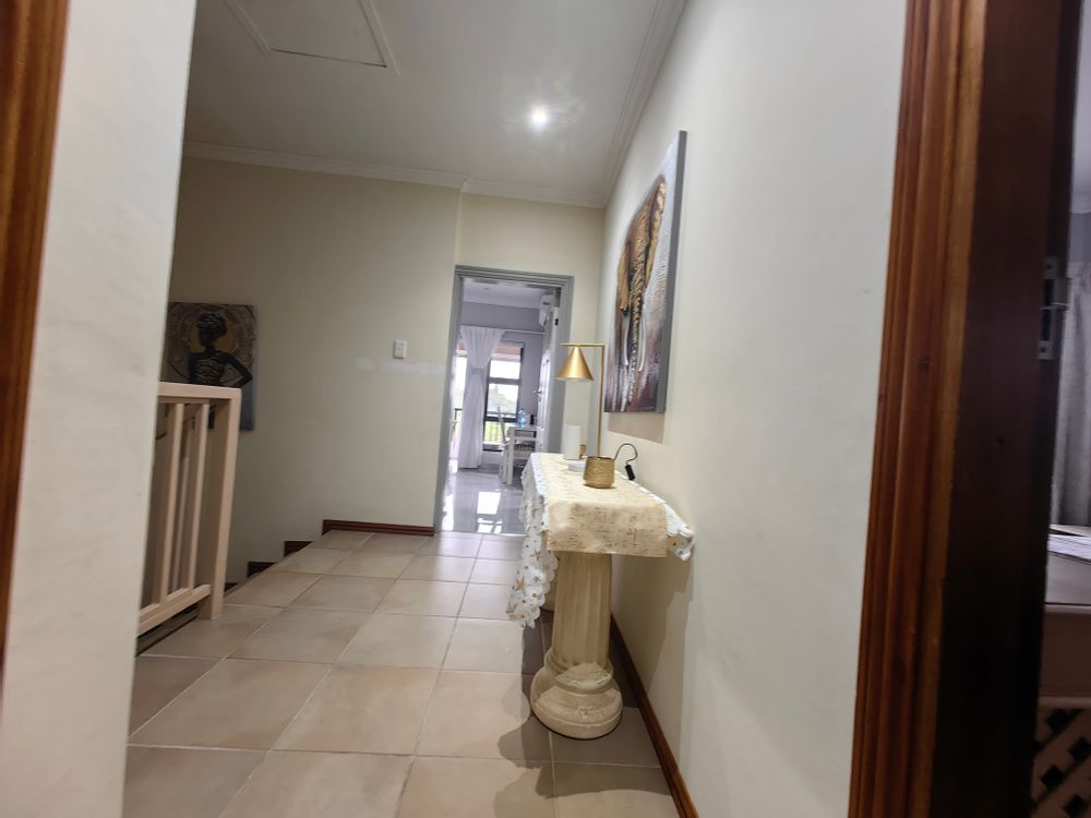 Wide passage upstairs