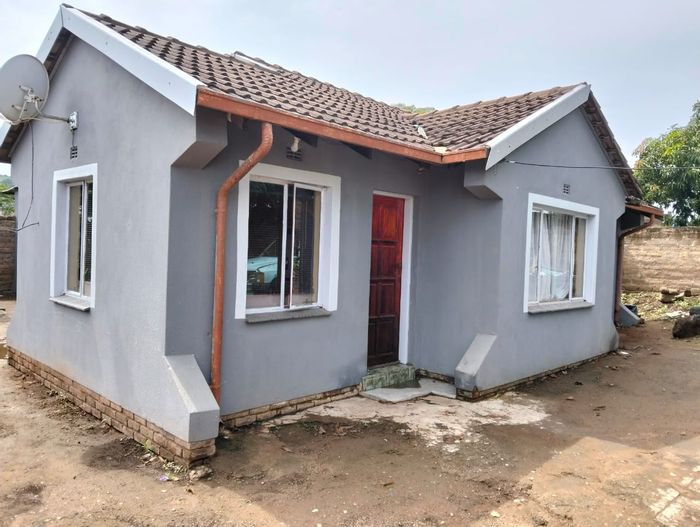 3-Bedroom House in Elim For Sale with Income Potential and Development Space.