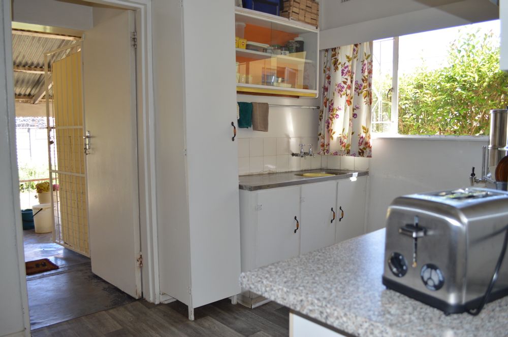 Kitchen wash up area