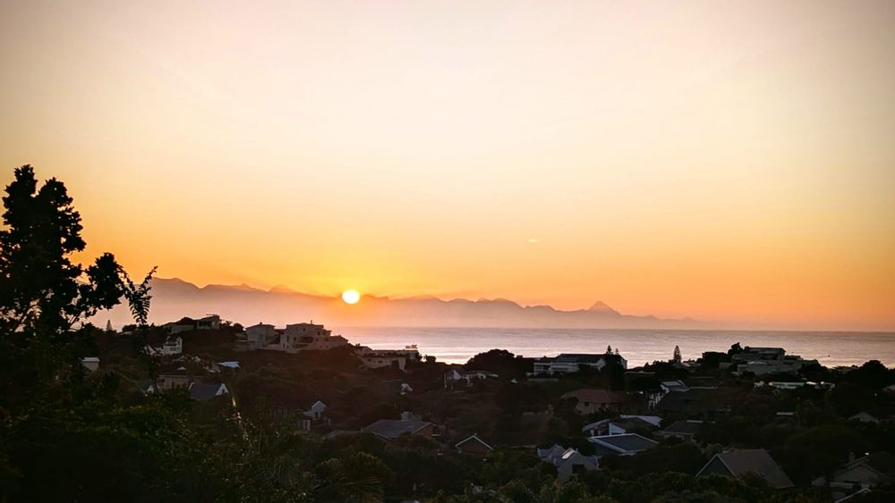 Even the Sun rises to greet you