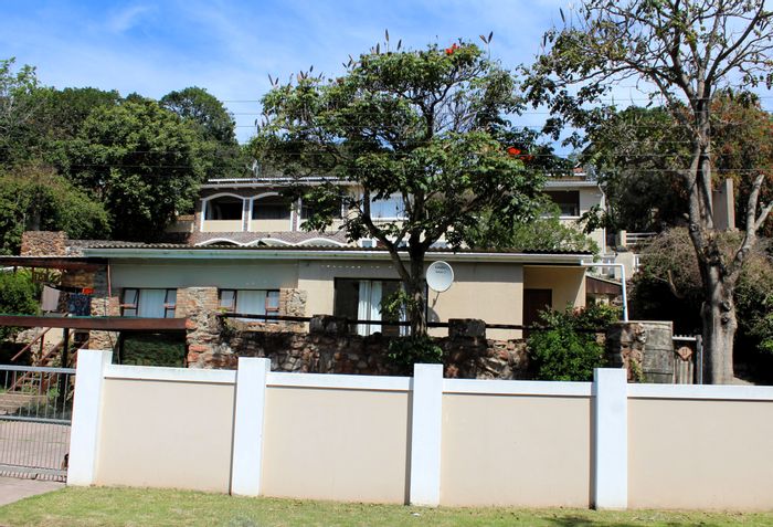 For Sale: House in West Bank with dual homes, income potential, and expansive grounds.