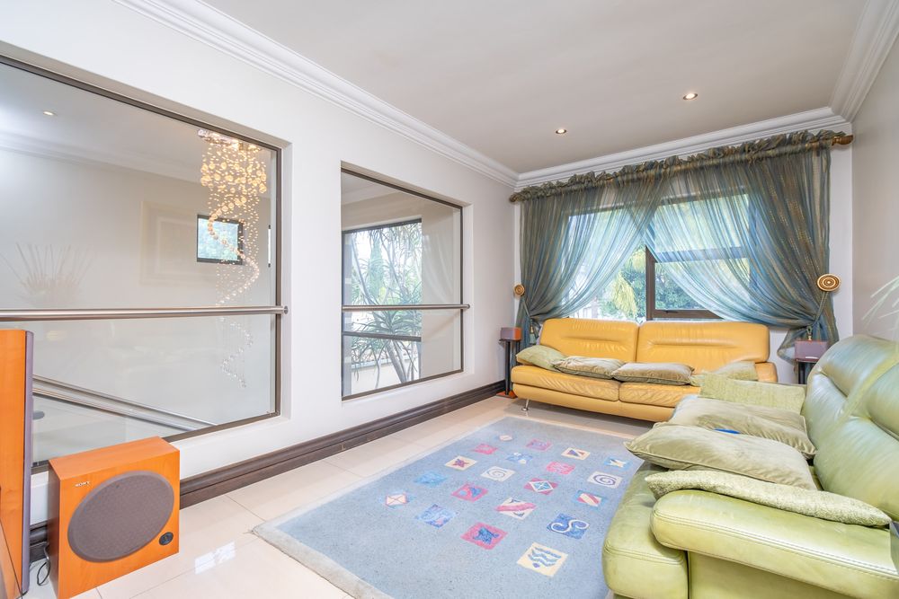 Pyjama Lounge upstairs