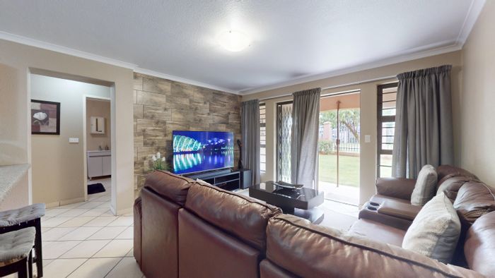 For Sale: Apartment in Jansenpark with pool, clubhouse, and smart geyser control.