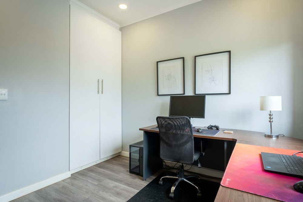 Bedroom 1 - BIC & En-suite bathroom