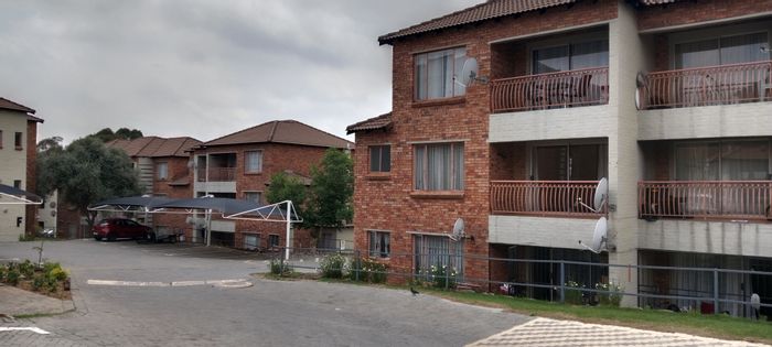 3-Bedroom Apartment For Sale in Birchleigh with secure complex and parking.