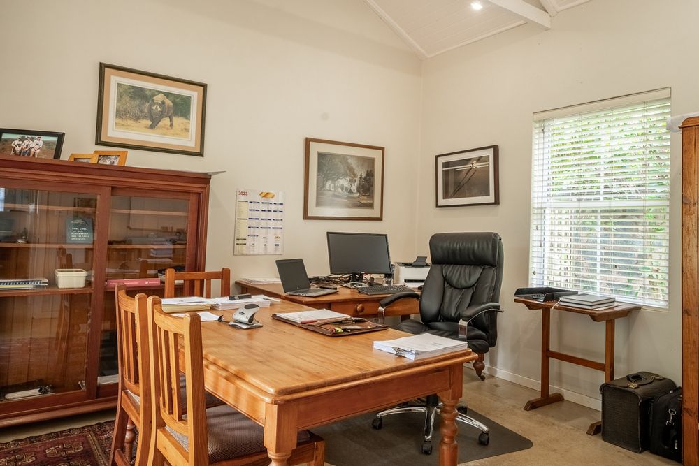 Cottage 1 - Bedroom (Currently Study)